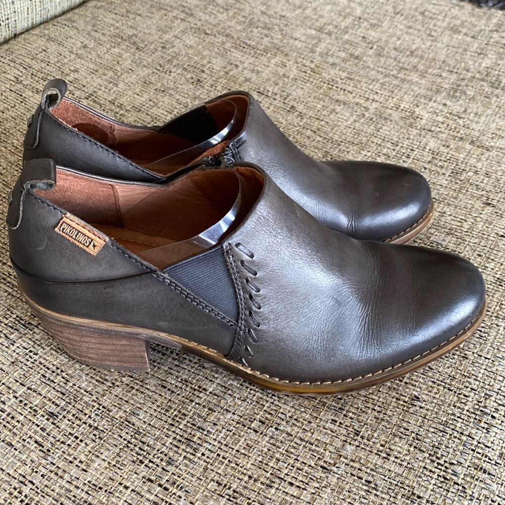 NEW PIKOLINOS  shoes